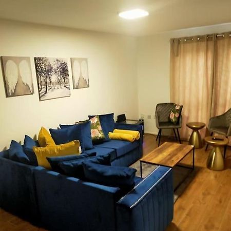 Appartement Impeccable 2-Bed House à Londres Extérieur photo