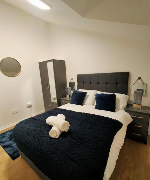 Appartement Impeccable 2-Bed House à Londres Extérieur photo